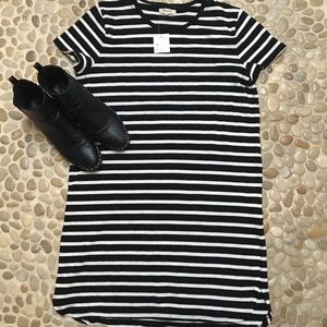 NWT Madewell Striped T-Shirt Dress